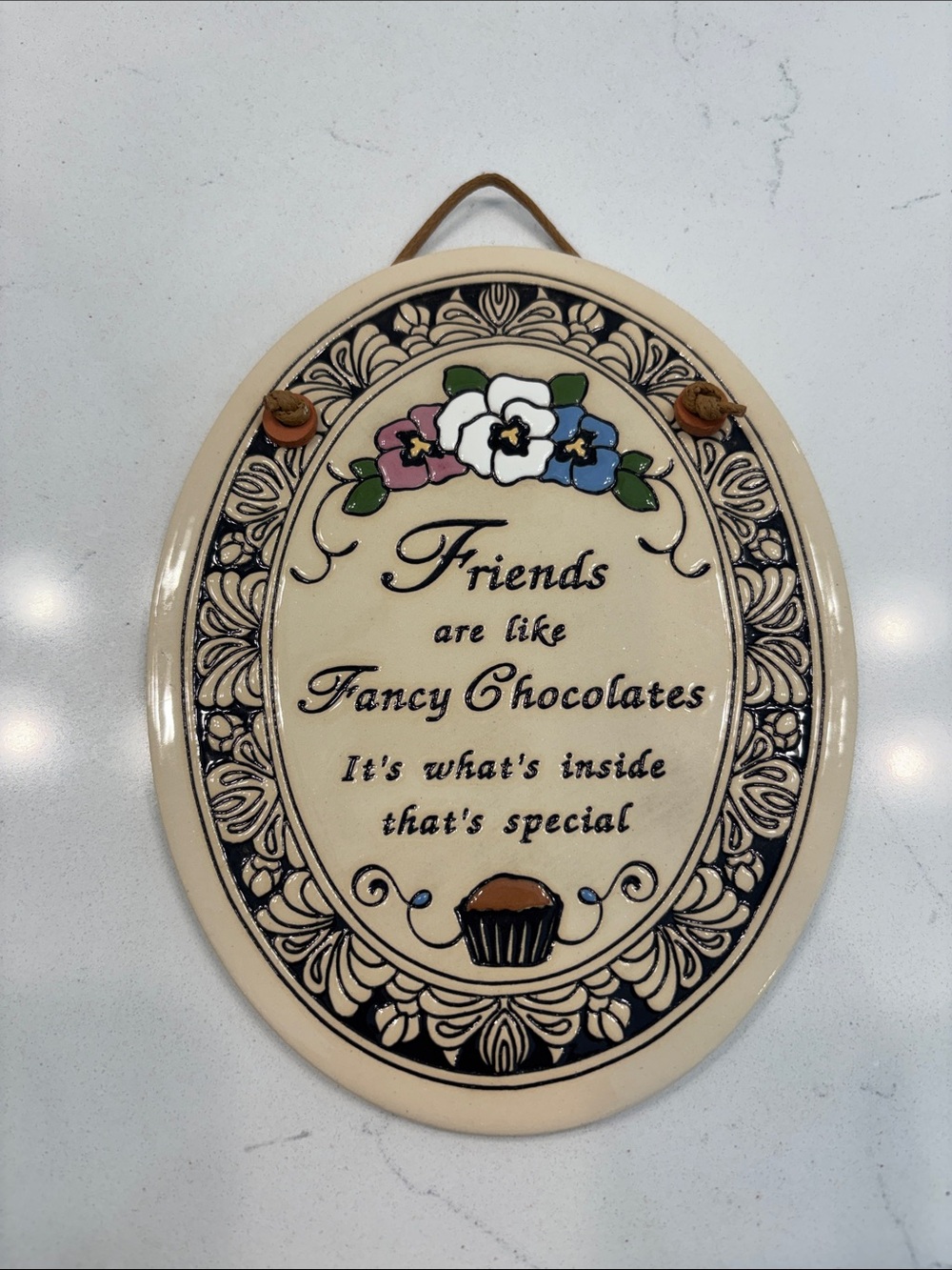Cream Floral 'Friends' Oval Wall Plaque - Inspirational Home Decor